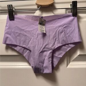 PINK Victoria's Secret Lavender Seamless Hipster Cheeky Panties Never Worn